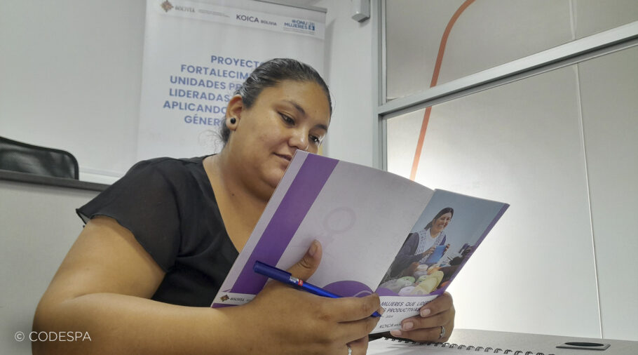 mujer taller genero