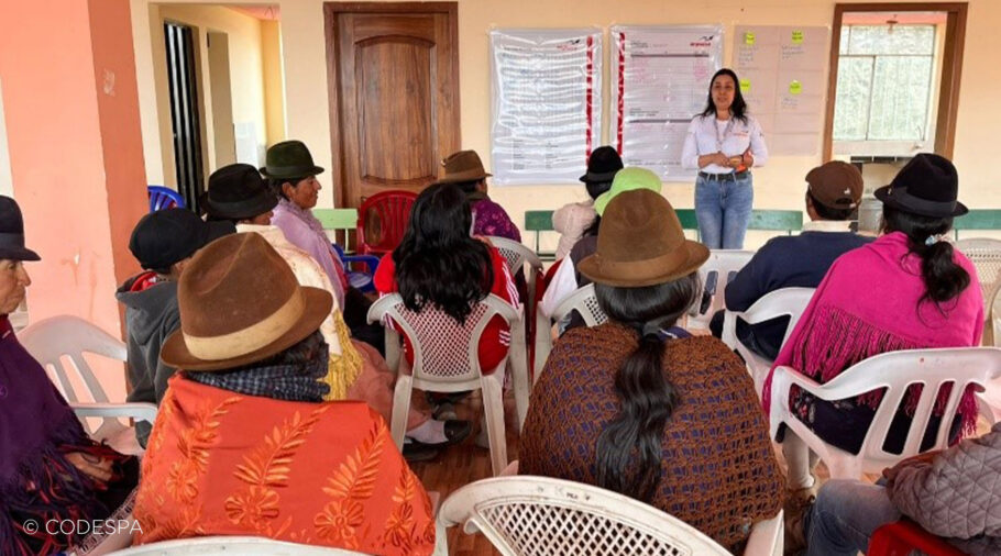 reunión mujeres ecuador