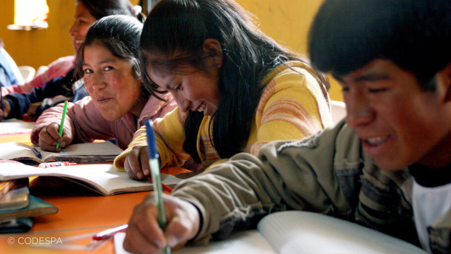 educación jóvenes