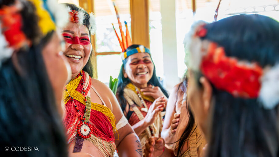mujeres waorani