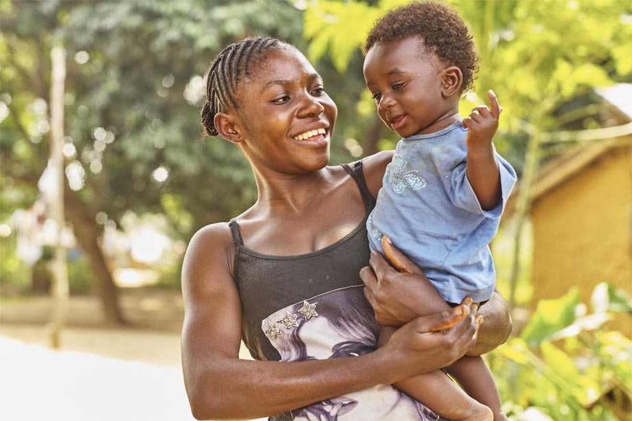 Artesanas de la miel: mujeres que superan la pobreza en República Democrática del Congo