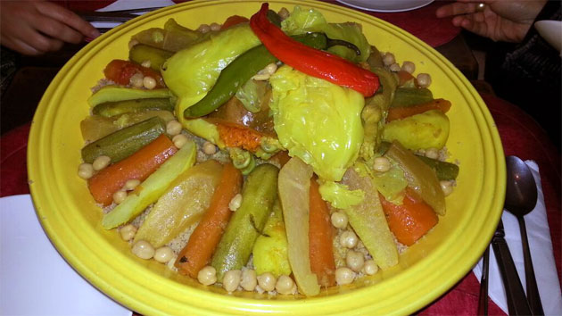 Cous cous, una comida típica para celebraciones en Marruecos