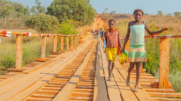 La situación de los niños de Angola, una realidad por cambiar