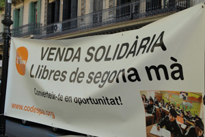 ¡Vendemos 1.600 libros solidarios el Día de Sant Jordi!