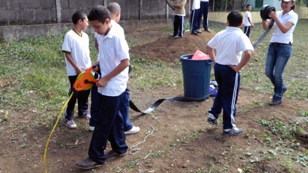 Más de 1.400 estudiantes mejoran su alimentación gracias a los huertos escolares en Nicaragua